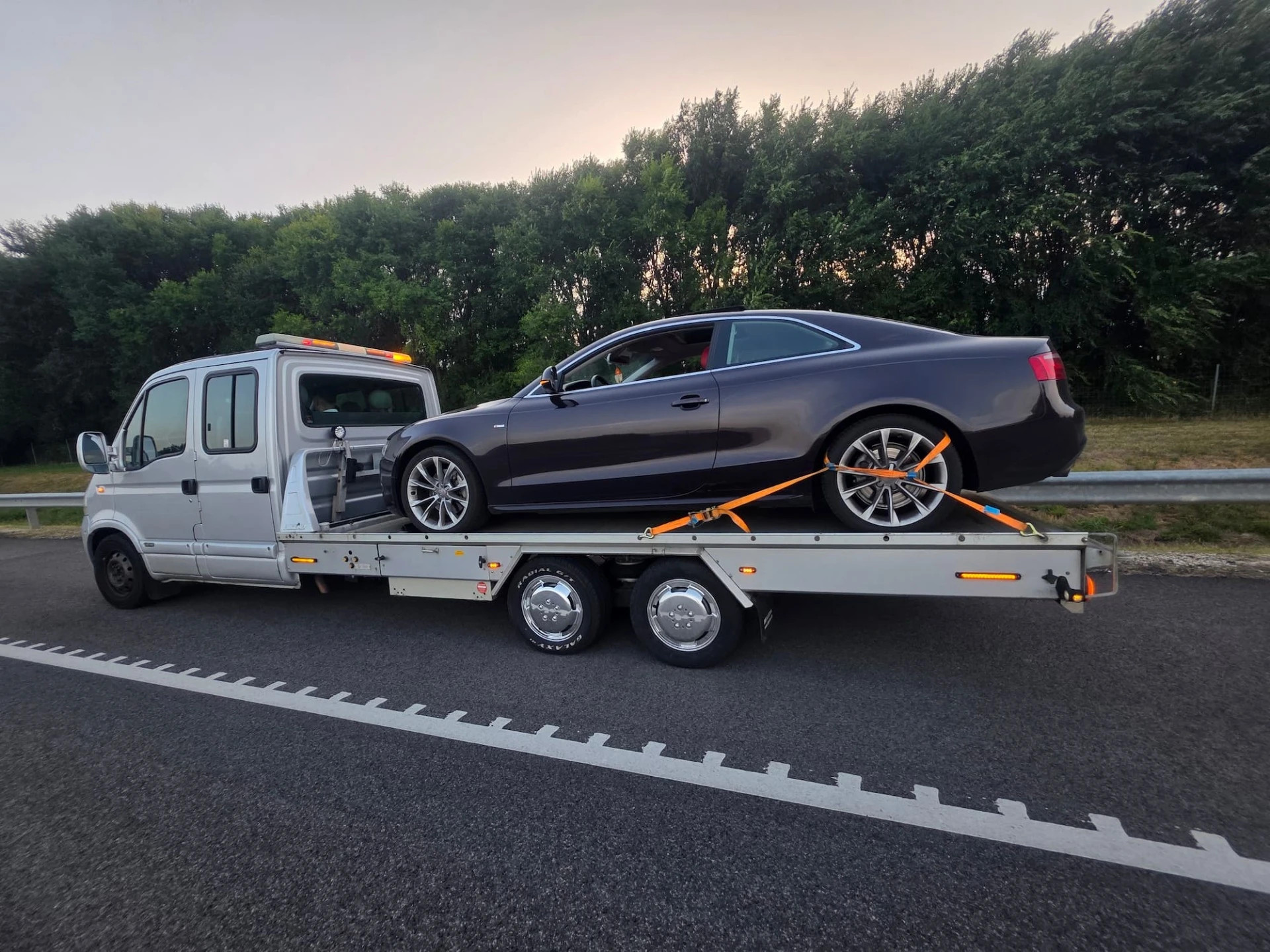 autómentés dunaújváros